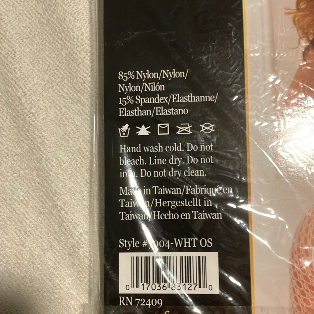 NWT Rene Rofe Crotchless Quarter Crochet Net Bodystocking - Picture 3 of 3
